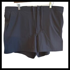 NWT VRST Men's X-Large Slim Fit 5" Inseam  Four Way Stretch Shorts